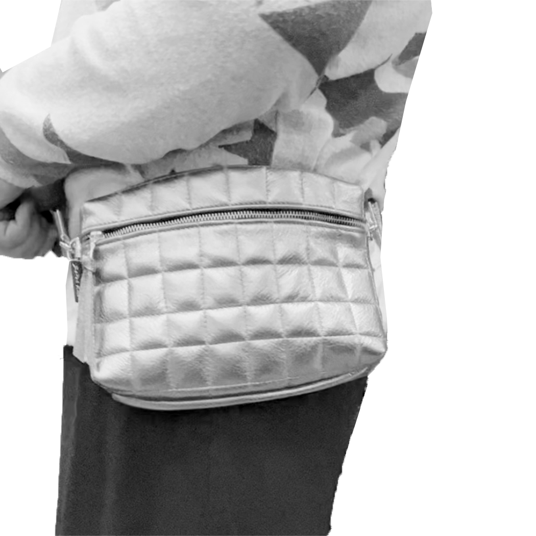 Zina Kao - The Metallic QUILTED Boulder Hipbag