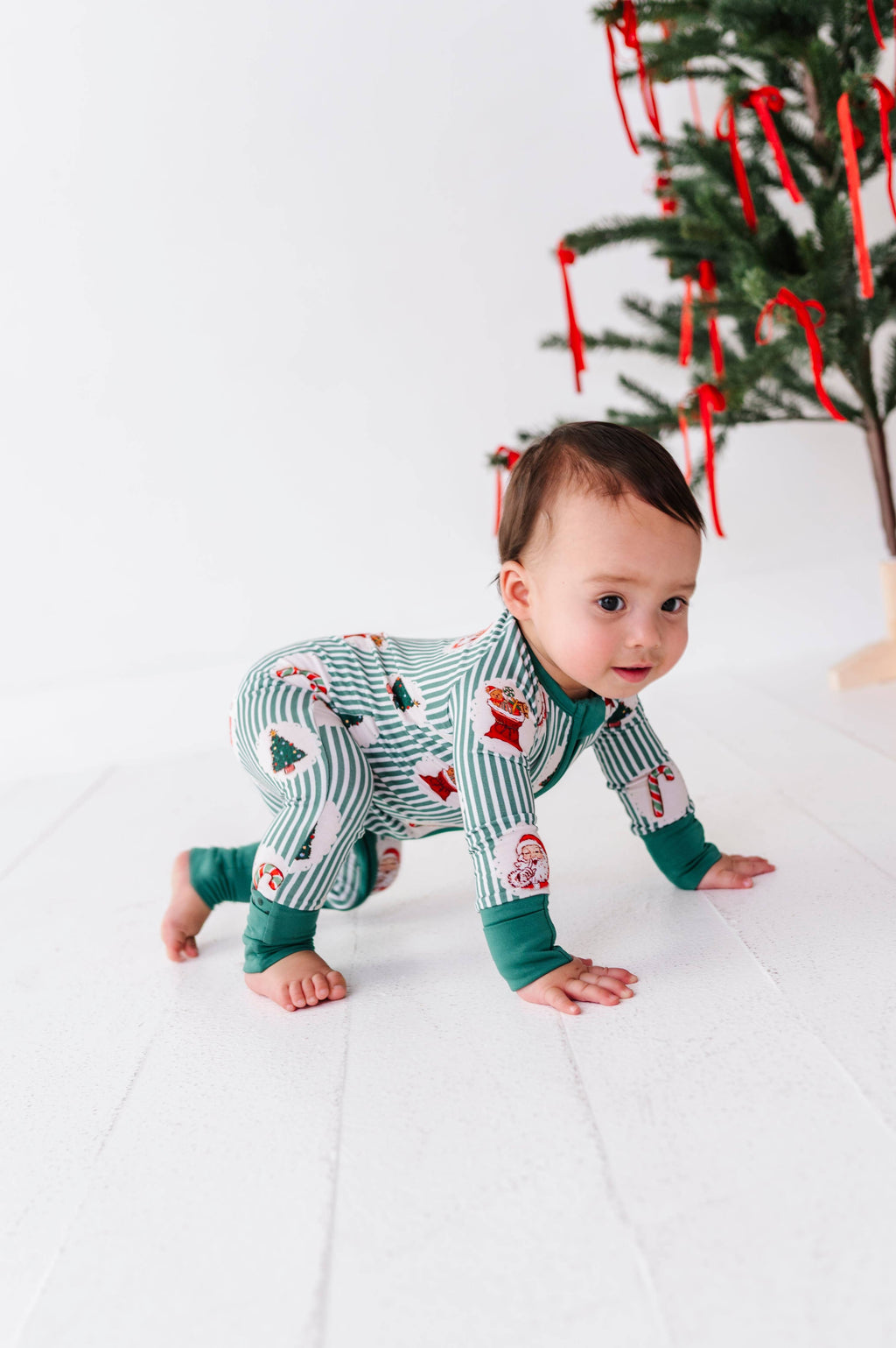 Kiki + Lulu Convertible Footie - Christmas Classic Stripe