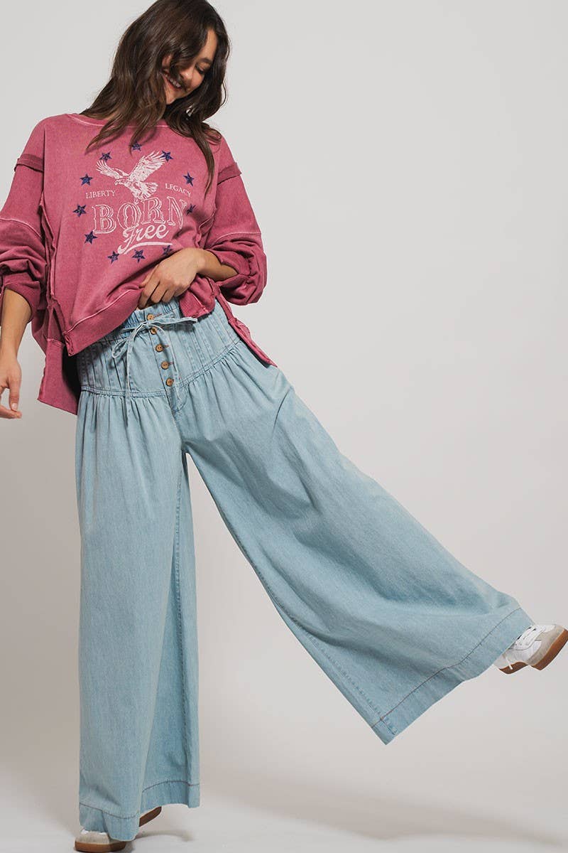 Women's Pleated Wide-Leg Button Closure Pants - Light Denim