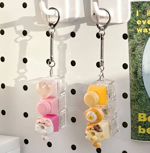 K-Wonderland - DIY Keyboard Keychain Kit
