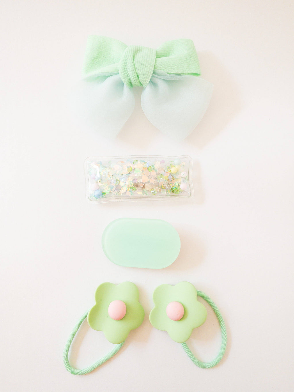Eggy Cakes - Shay Bow and Confetti 5 Piece Hair Clip Set