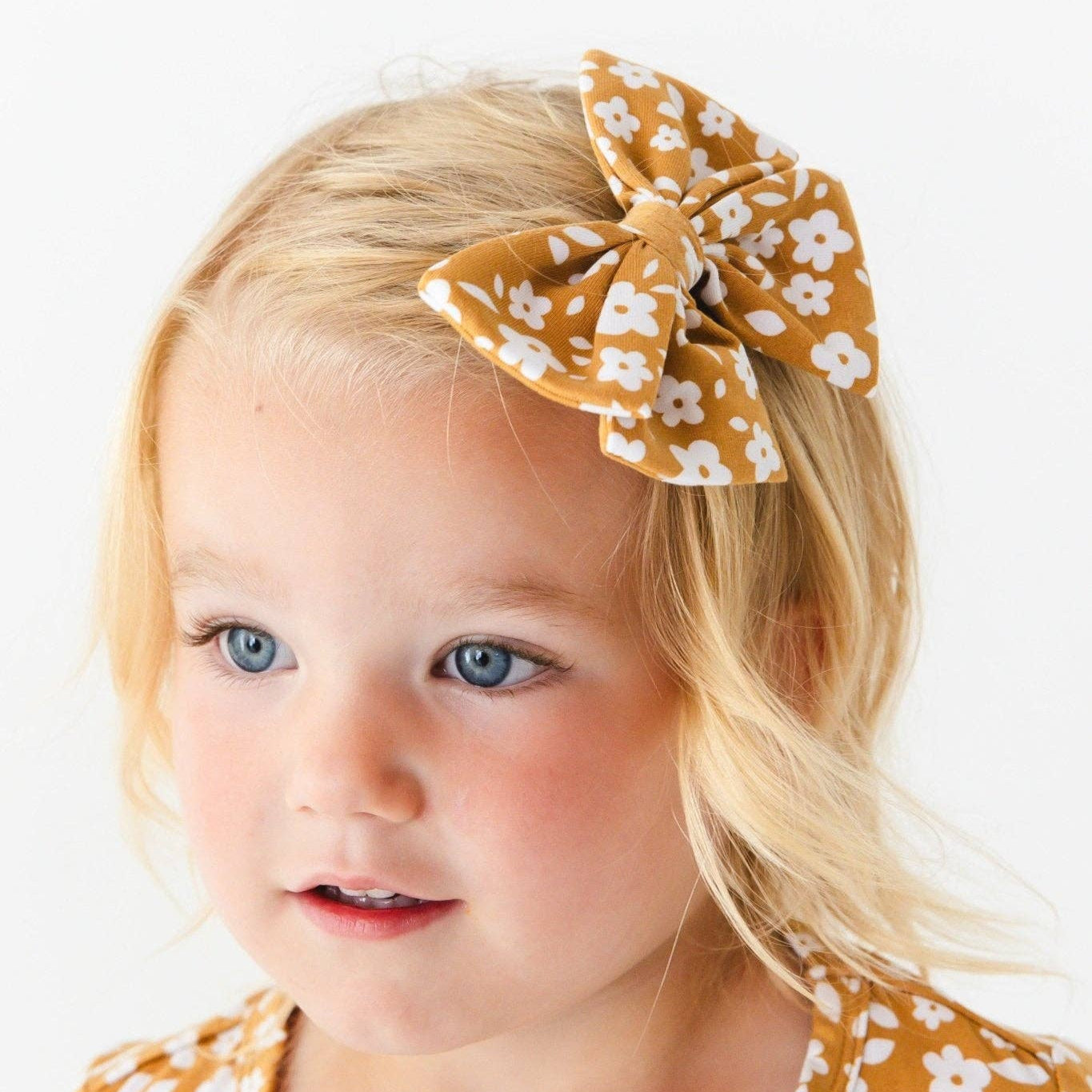 Jammie Session Bow - Honey Blooms