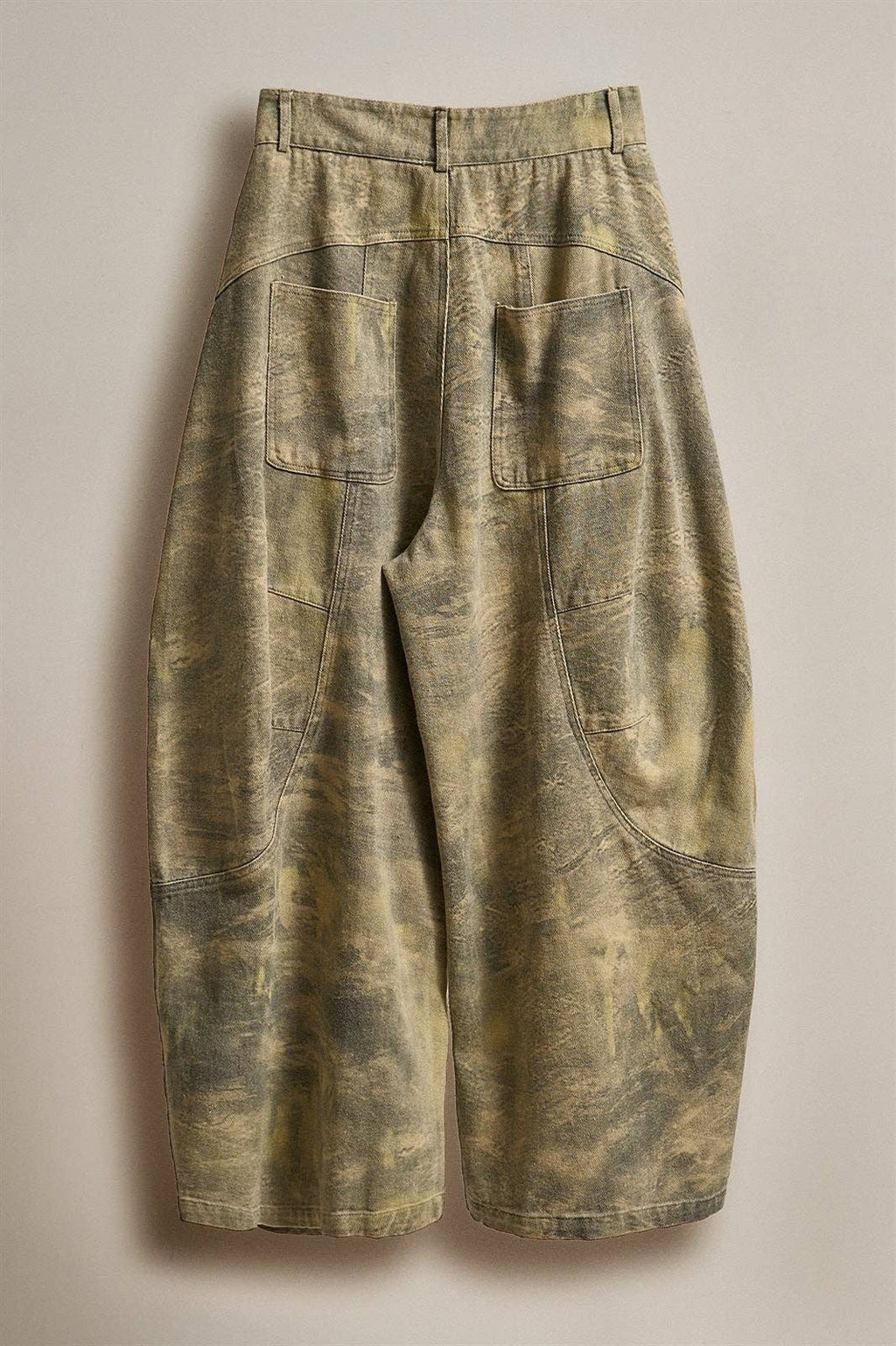 Women's Camo Print Barrel Leg Carpenter Jeans
