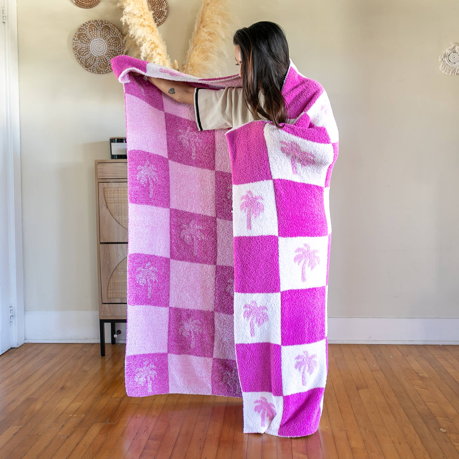 Living Royal Throw Blanket - Checkered w/ Palm Trees