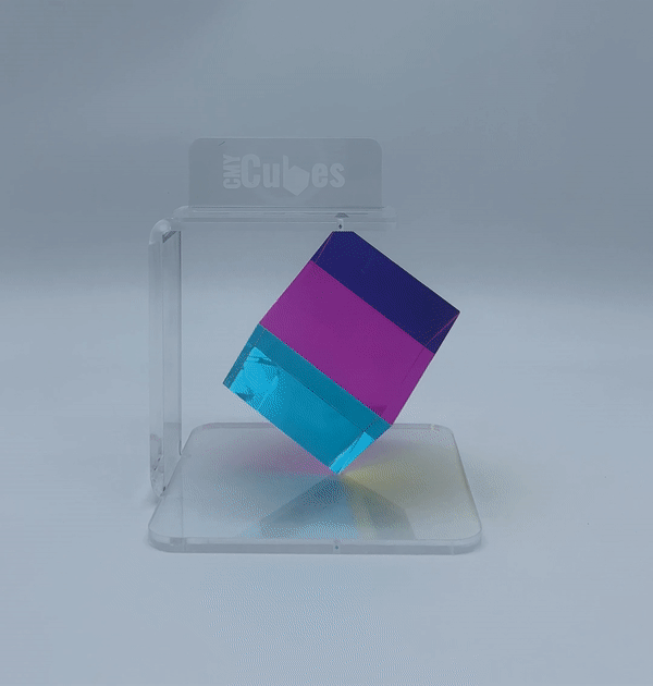 CMY Cubes - The GyroStand