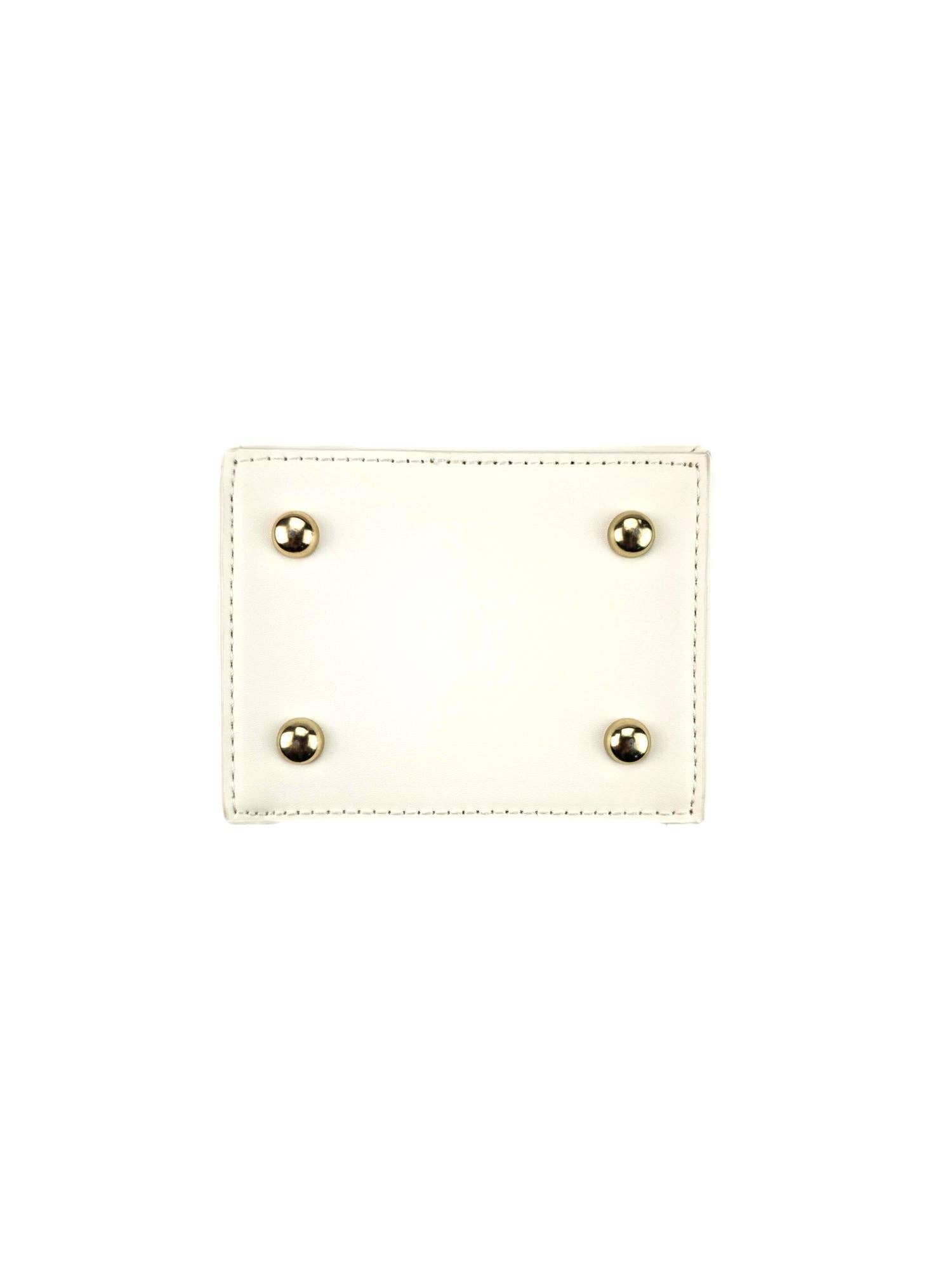 Bewaltz - Crossbody - Takeout No Doubts