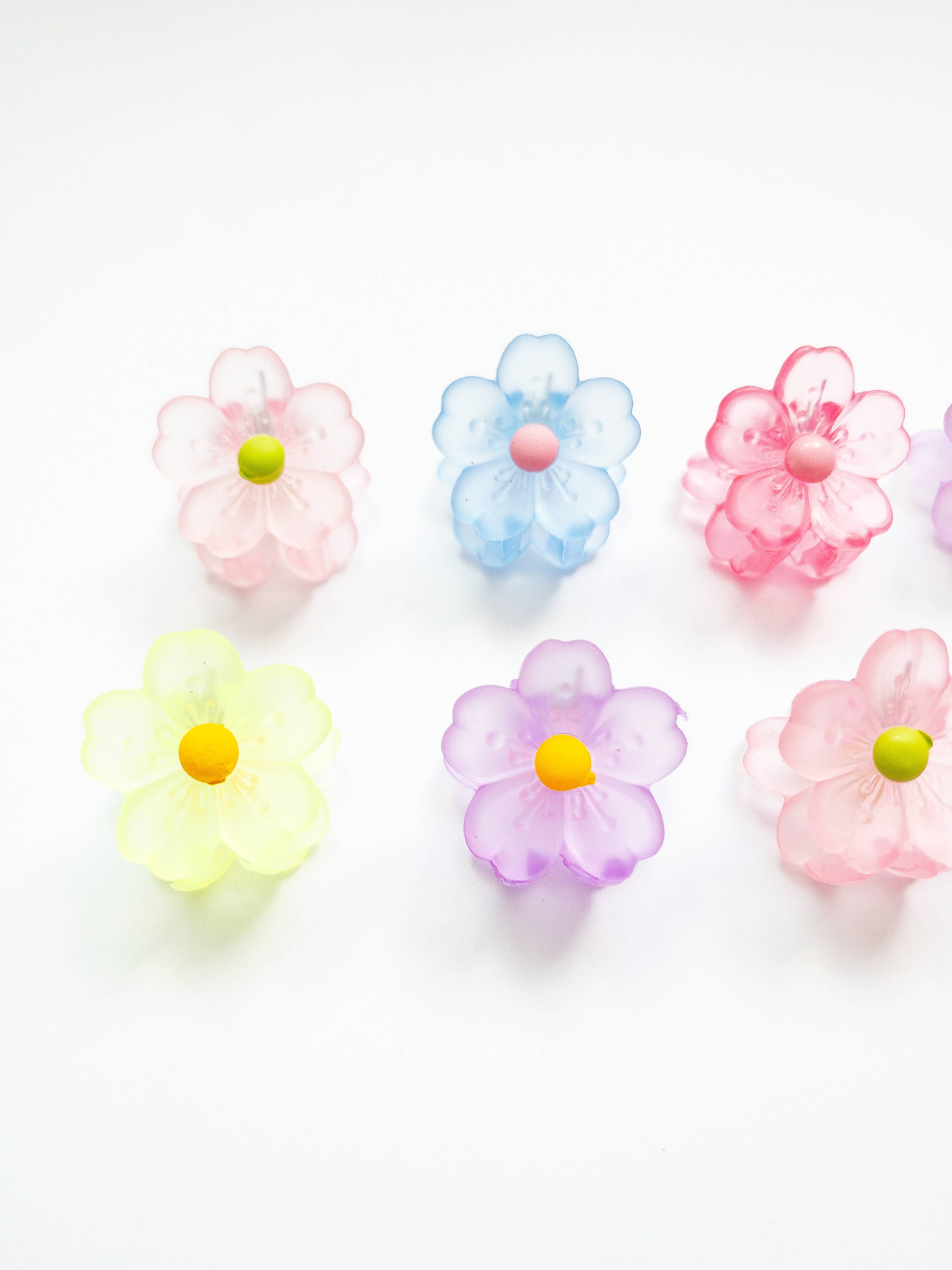 Eggy Cakes - Sakura Flower Small Hair Claws