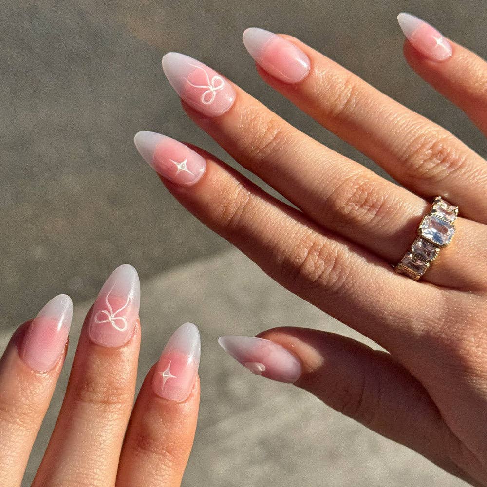 Glamnetic Press on Nails - Lovers Knot