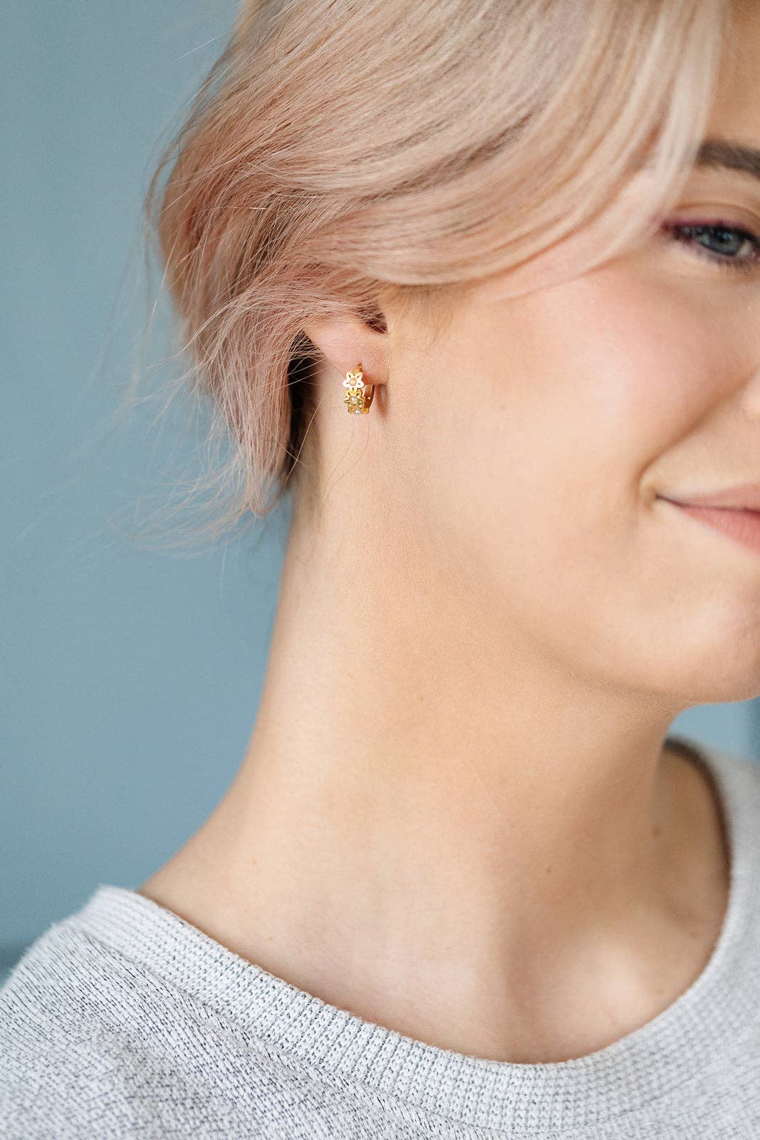 Pip Pop Post - Daisy Hoop Earrings