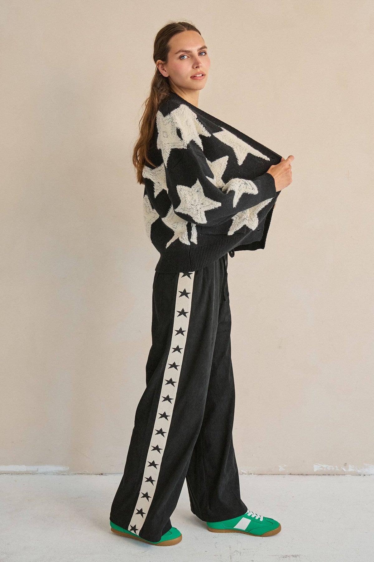 Women's Star Knit Cardigan - Black/White