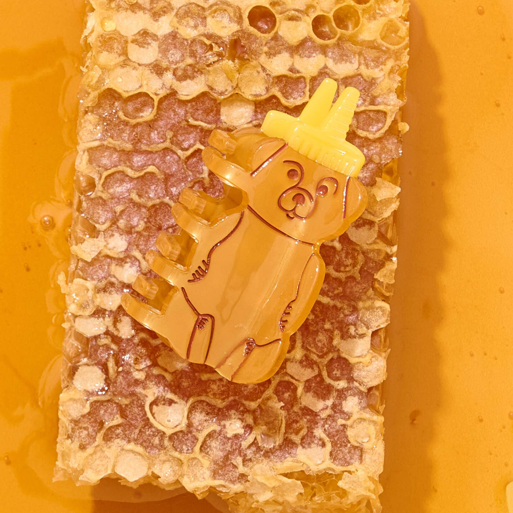Jenny Lemons Hair Claw Clip - Mini Honey Bear