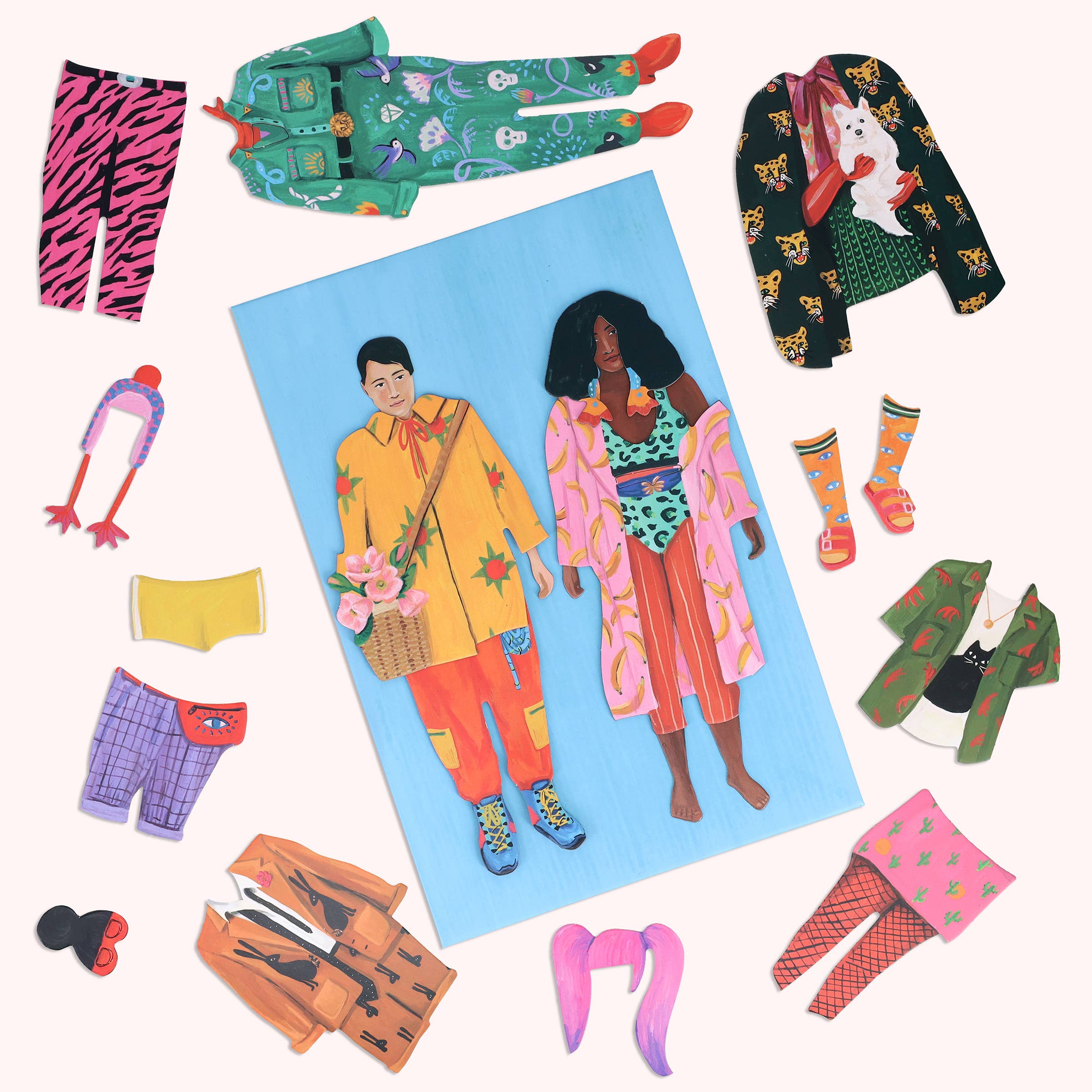 Chronicle Books - Fearless Fashion Magnetic Dolls