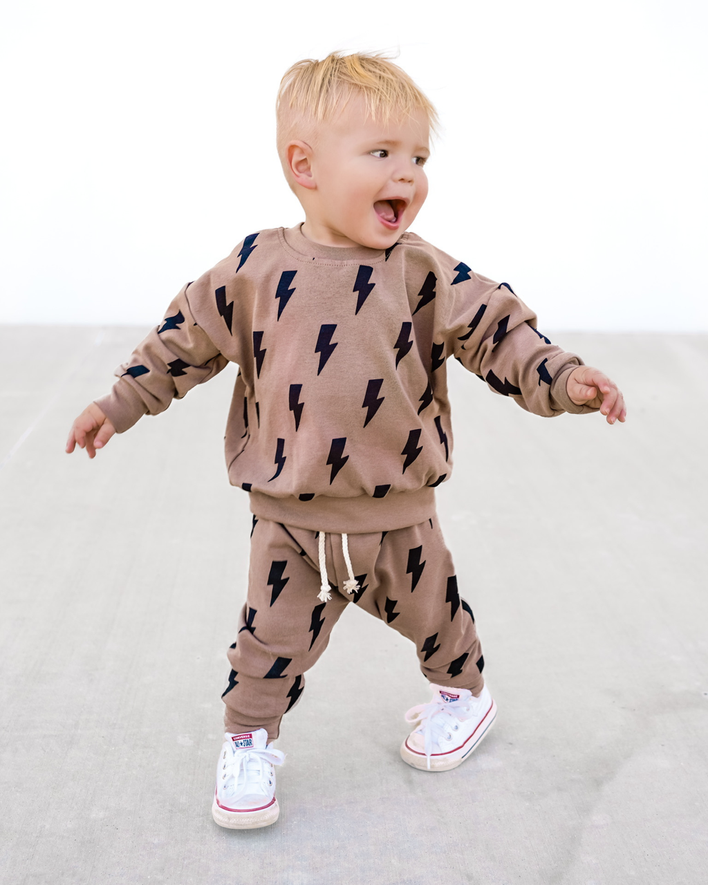 Lucky Panda Kids Jogger Set - Mocha Bolts