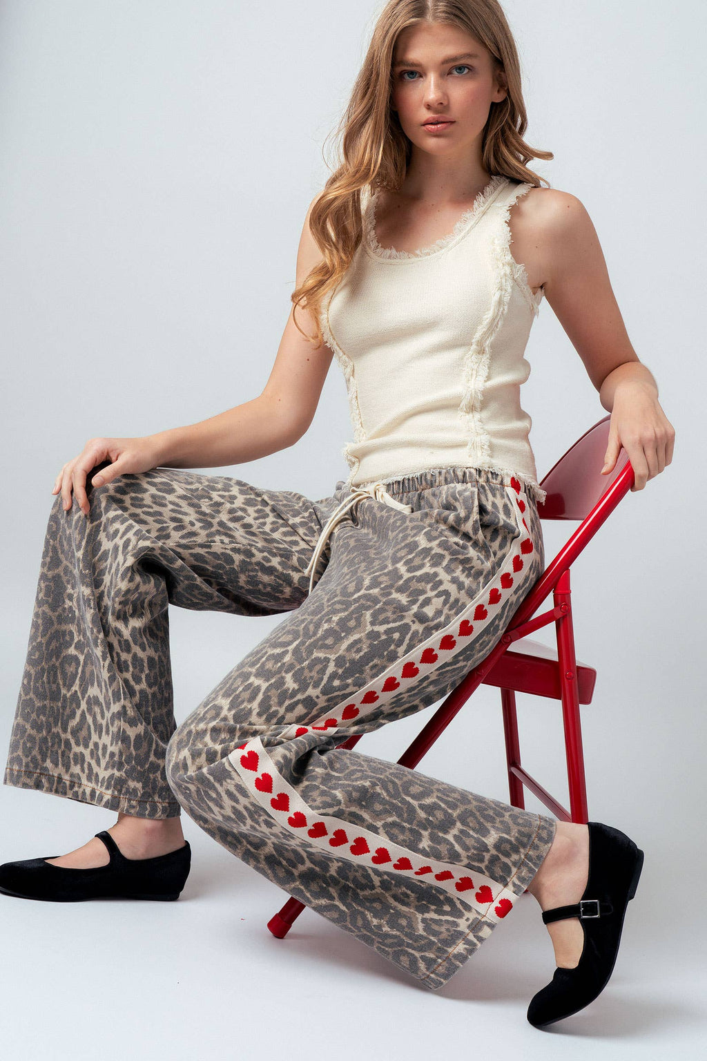 Women's Leopard Print Heart Side Stripe Lounge Pants