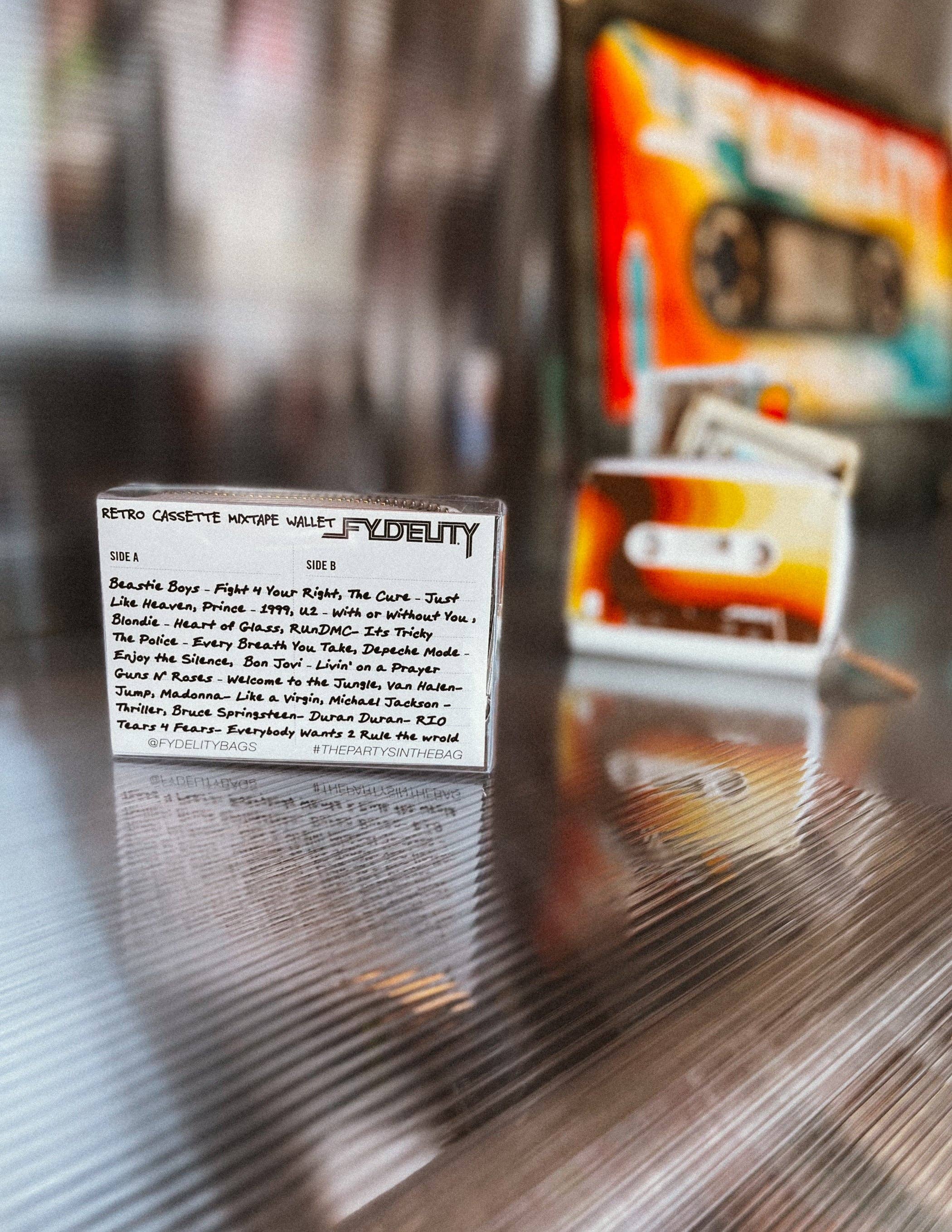 Fydelity - Retro Cassette Wallet (Retro)