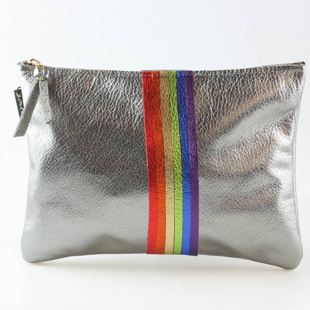 Zina Kao - The Thin Rainbow Carter Metallic Clutch - Gold