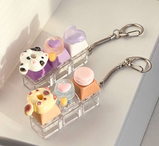 K-Wonderland - DIY Keyboard Keychain Kit