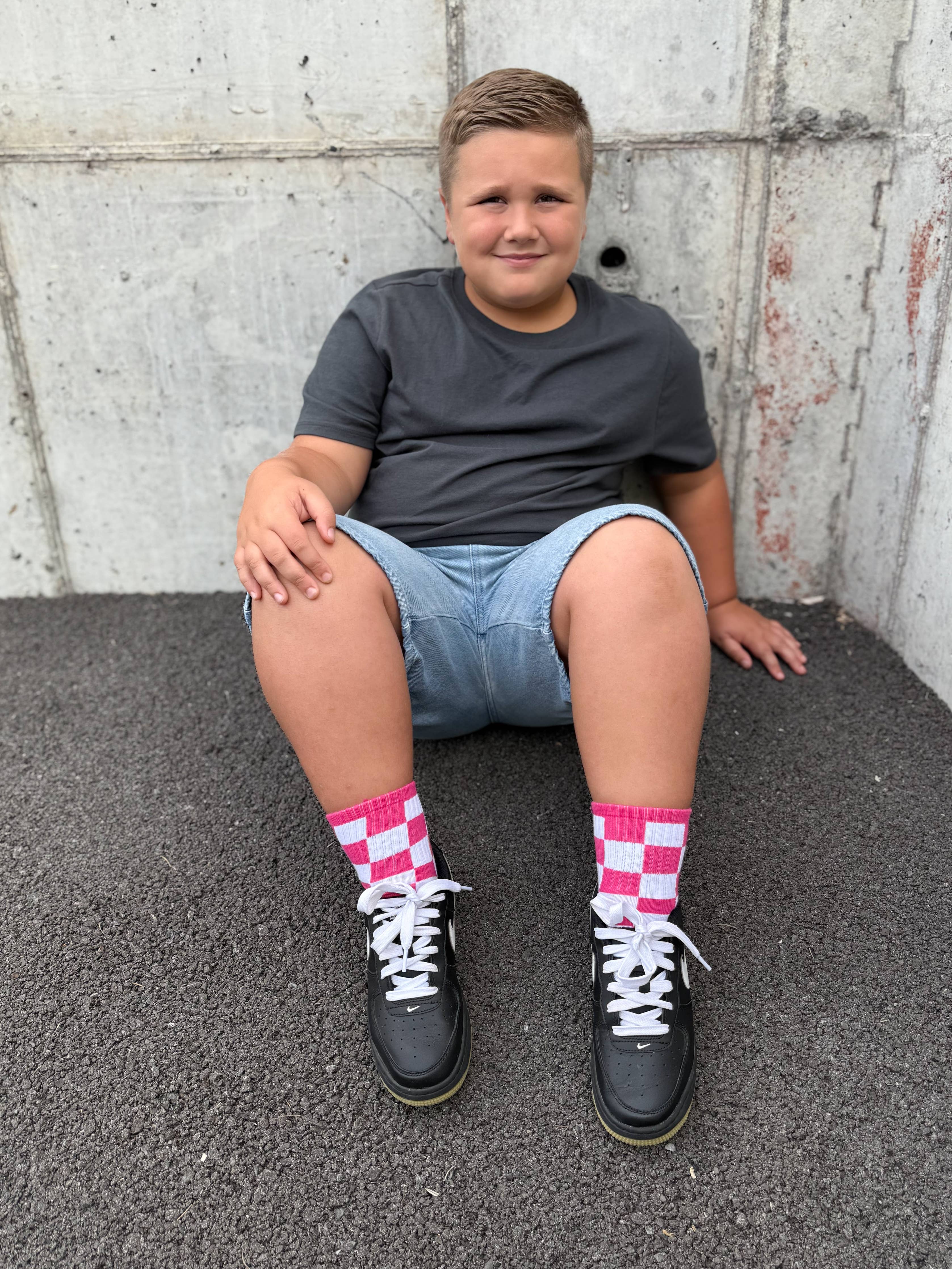 Kickin it up Socks - Pink Checks