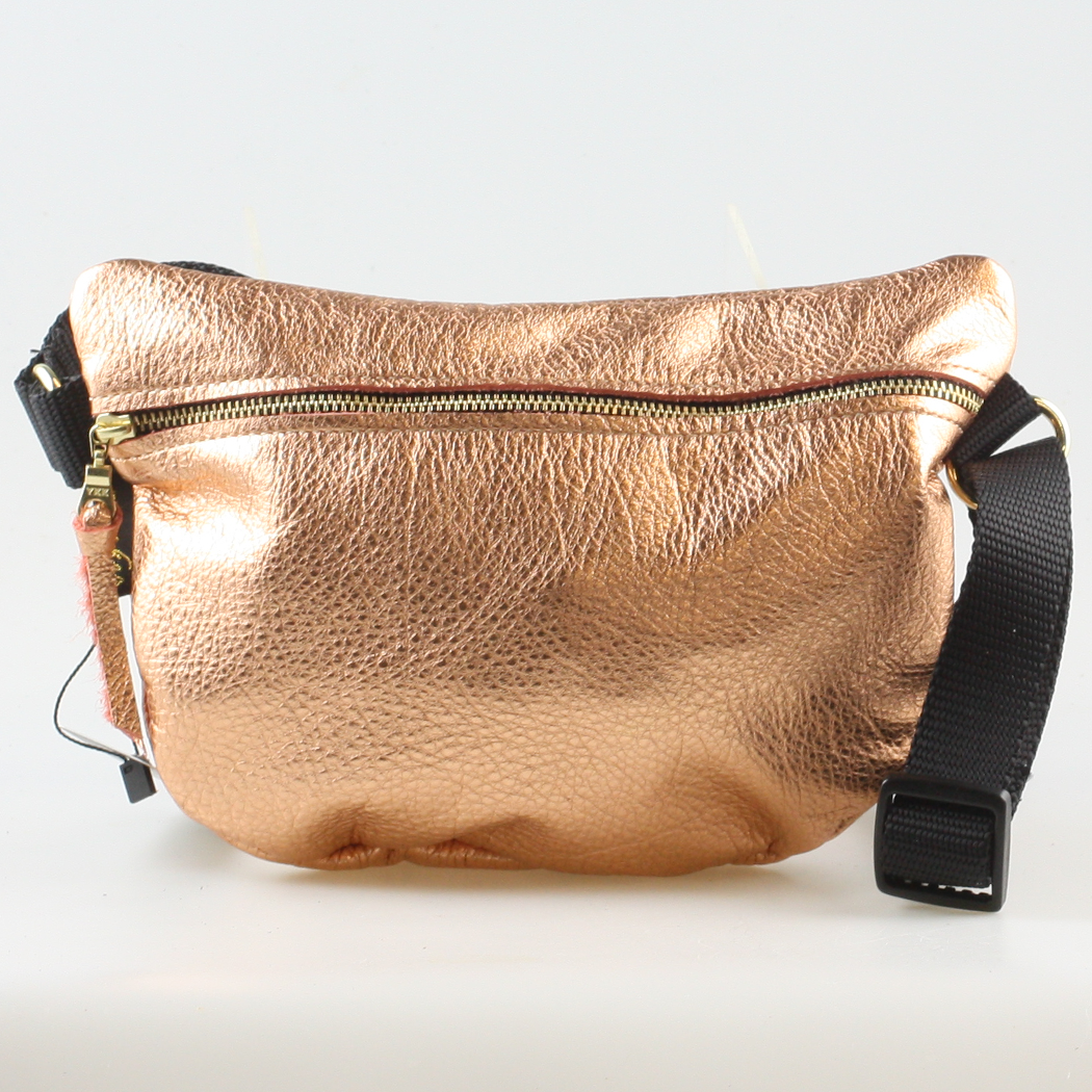 Zina Kao - The Metallic Ruston Hipbag