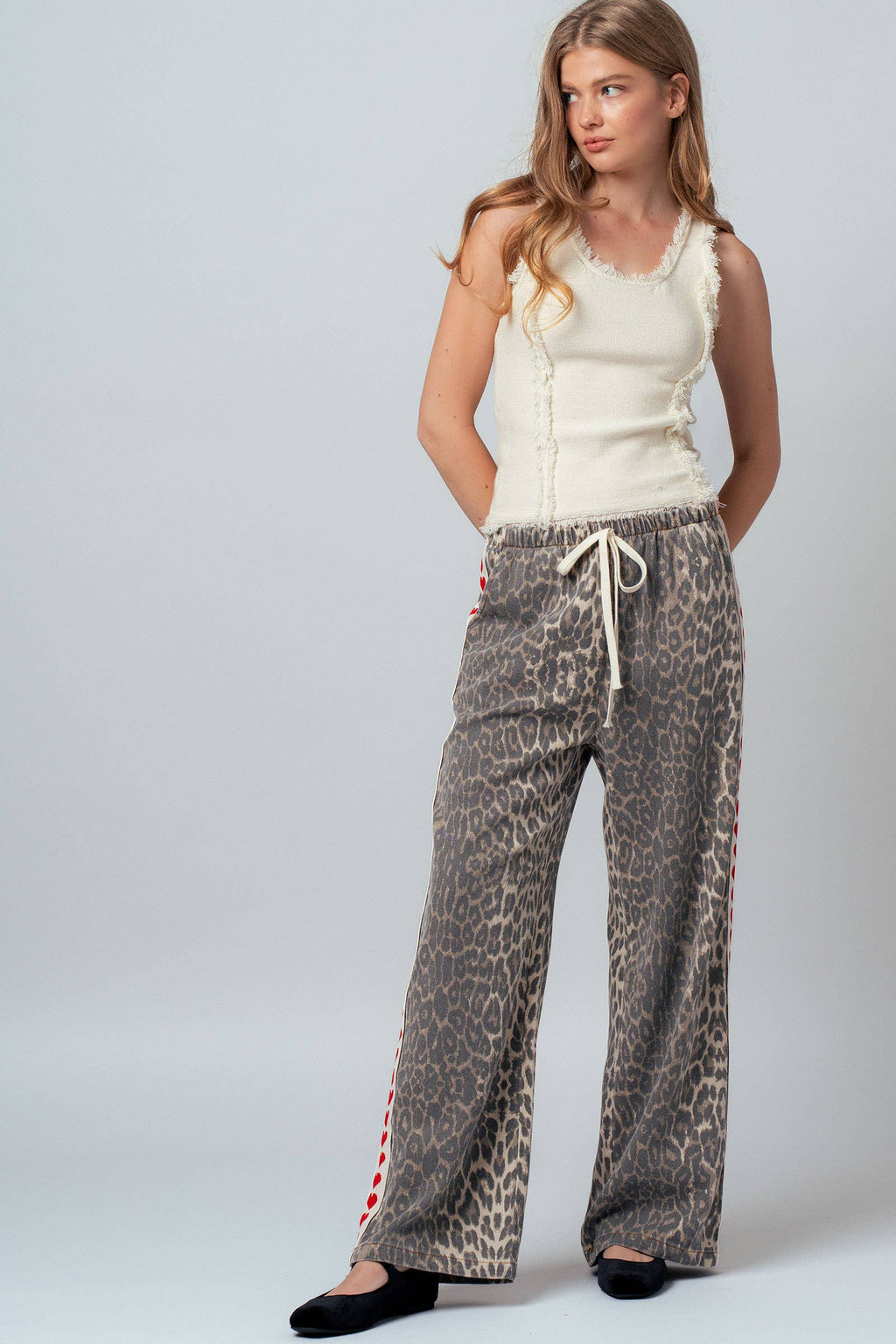 Women's Leopard Print Heart Side Stripe Lounge Pants
