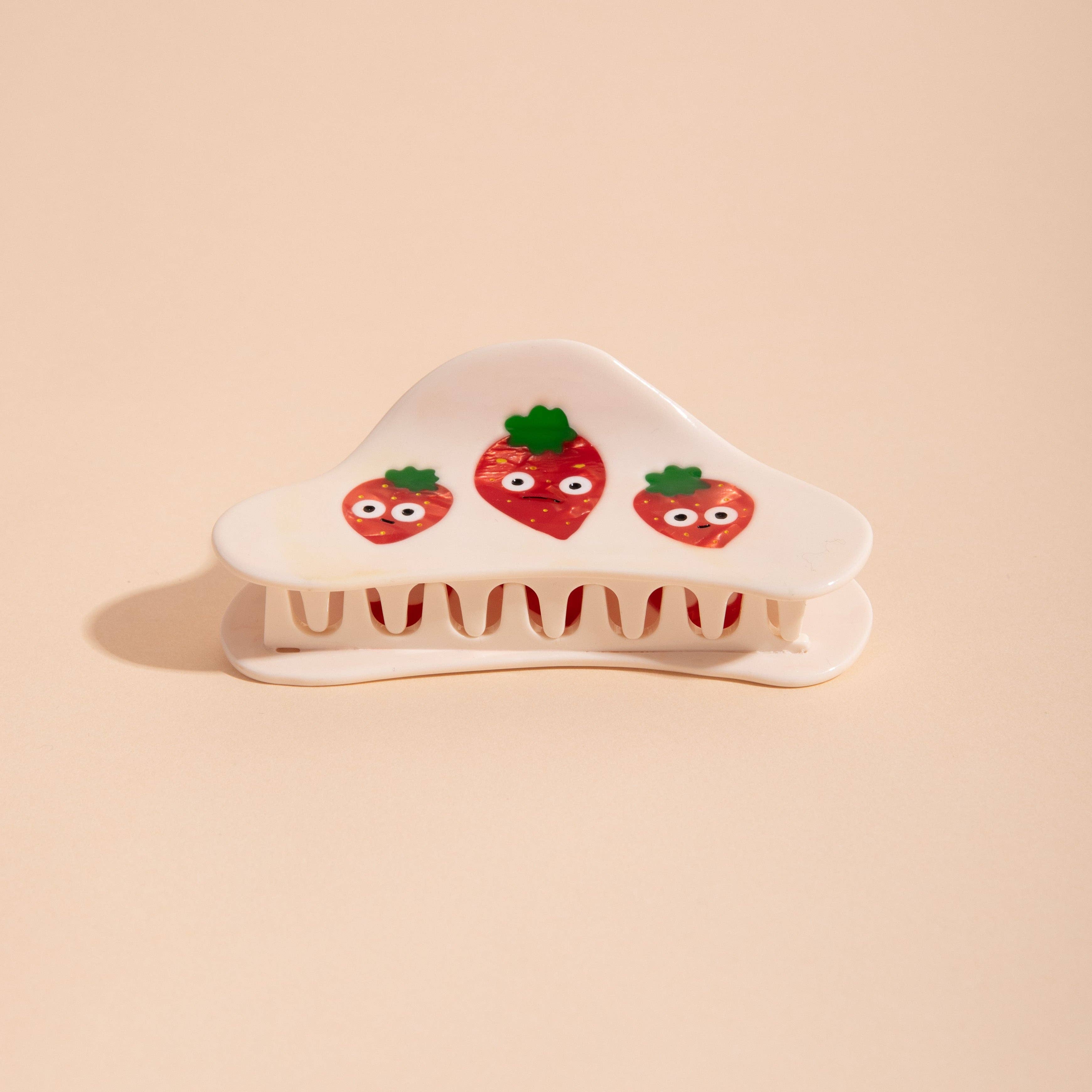 Carolyn Suzuki Hair Claw - Ichigo