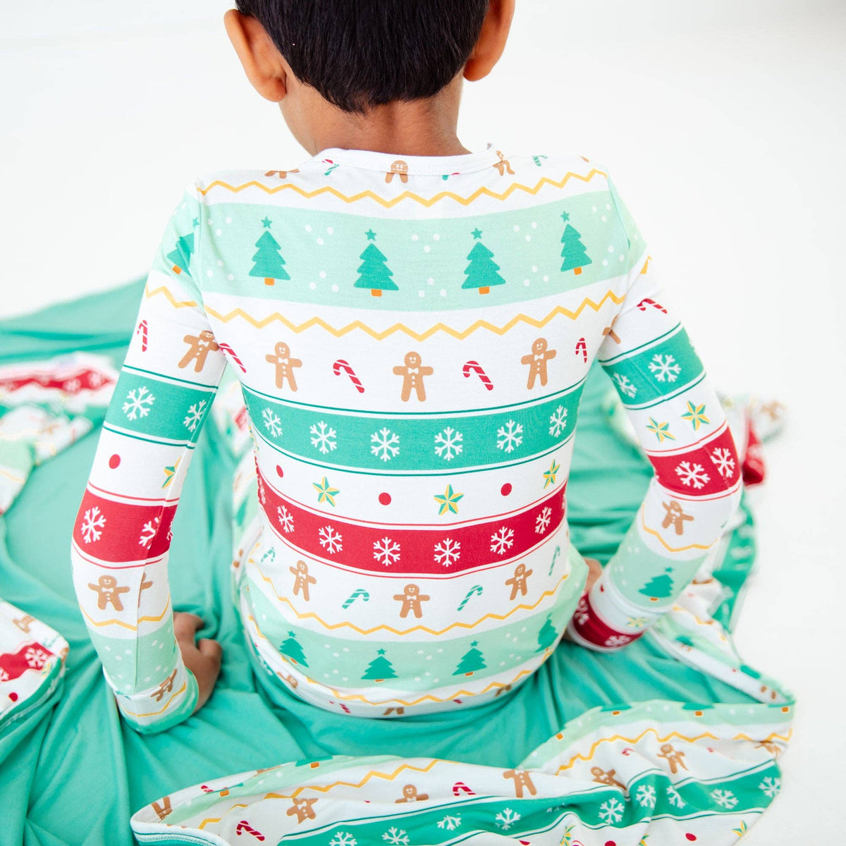 Dreamiere Two Piece PJs - Isle Be Home For The Holidays
