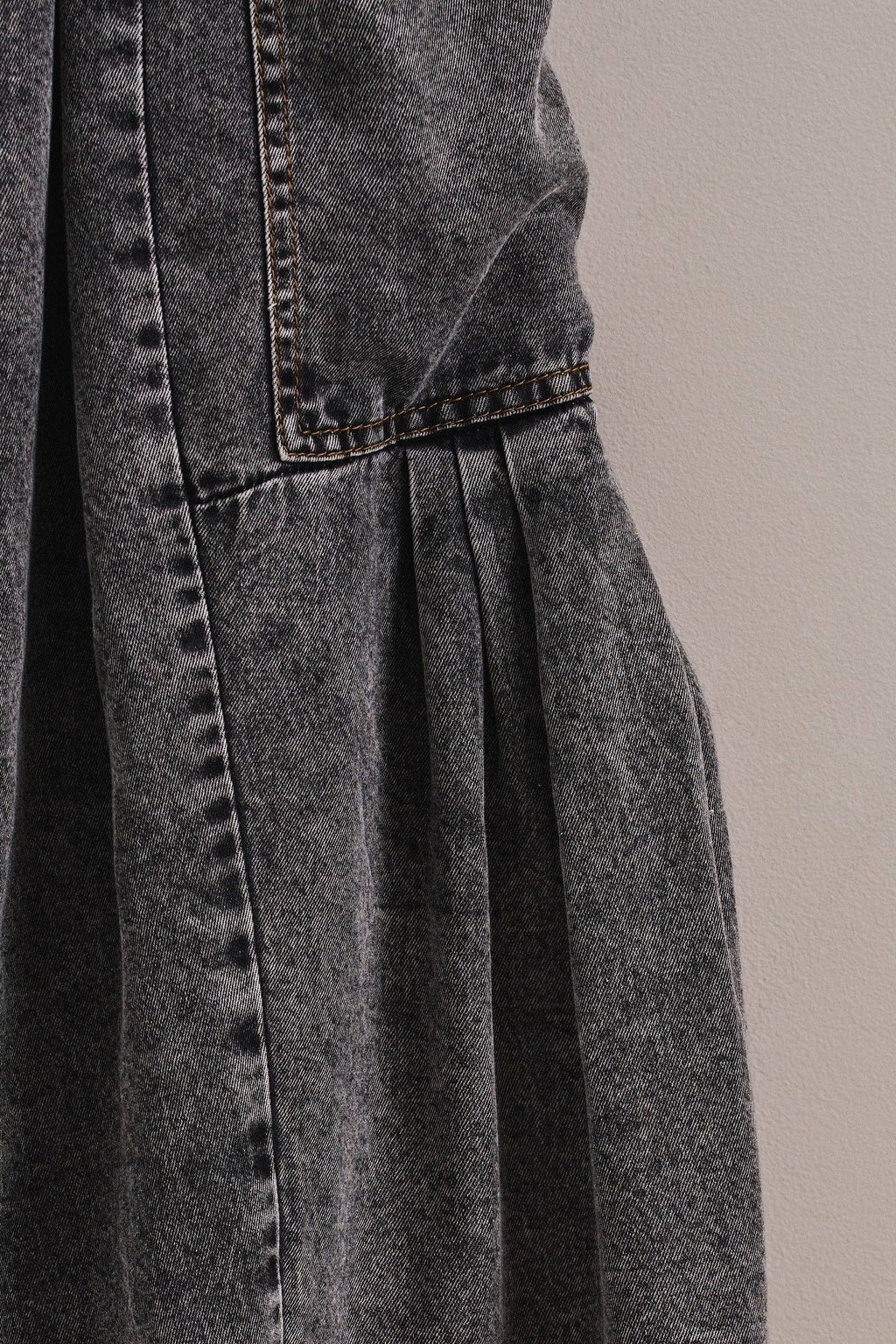 Women's Washed Denim Utility Wide Leg Pants w/ Cargo Pockets - Black