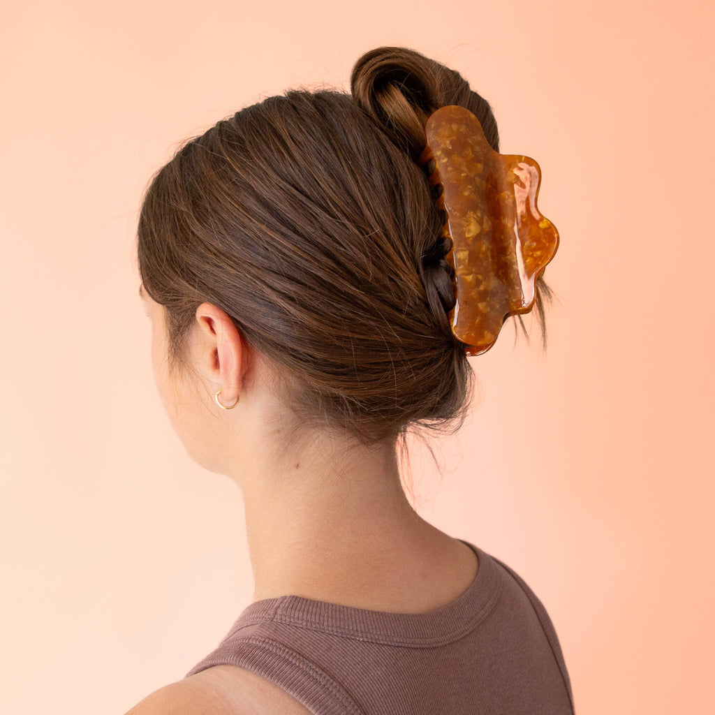 Sunshine Studios Wavy Hair Claw | Brown Sugar