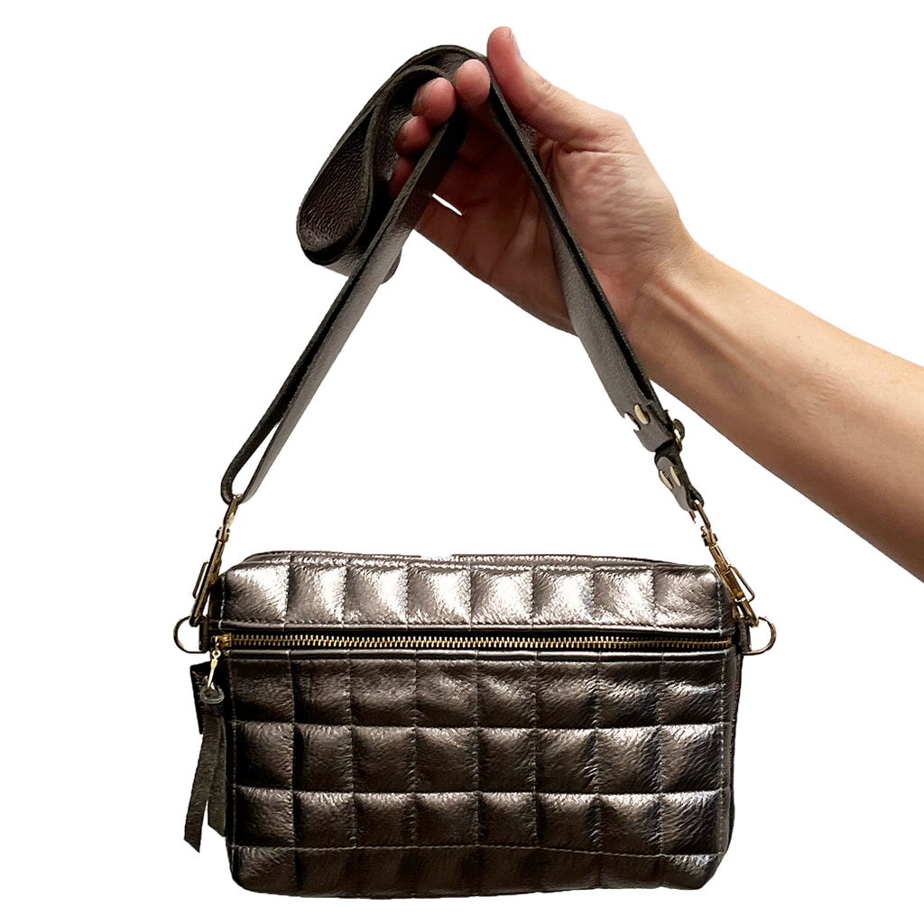 Zina Kao - The Metallic QUILTED Boulder Hipbag