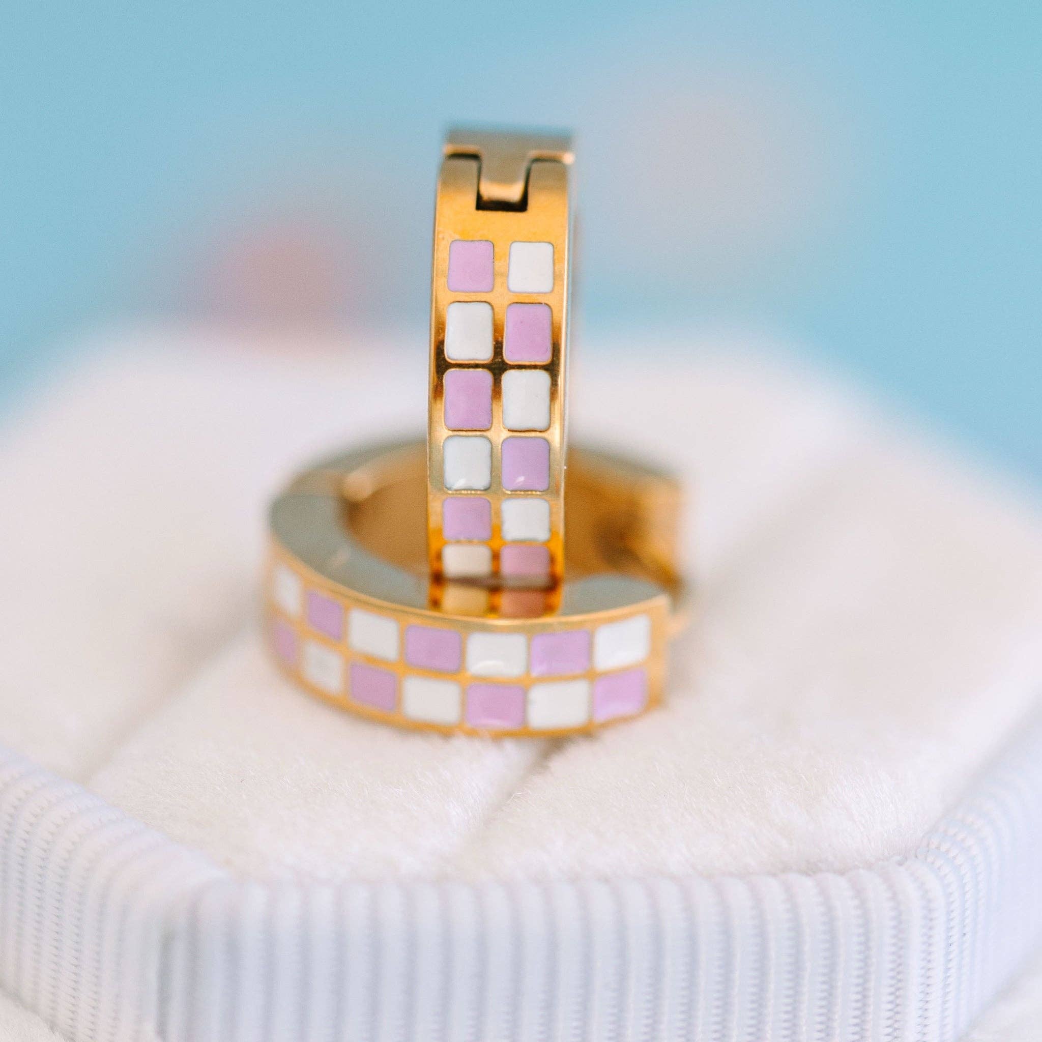 Pierced Co - Lilac Checkered Huggies