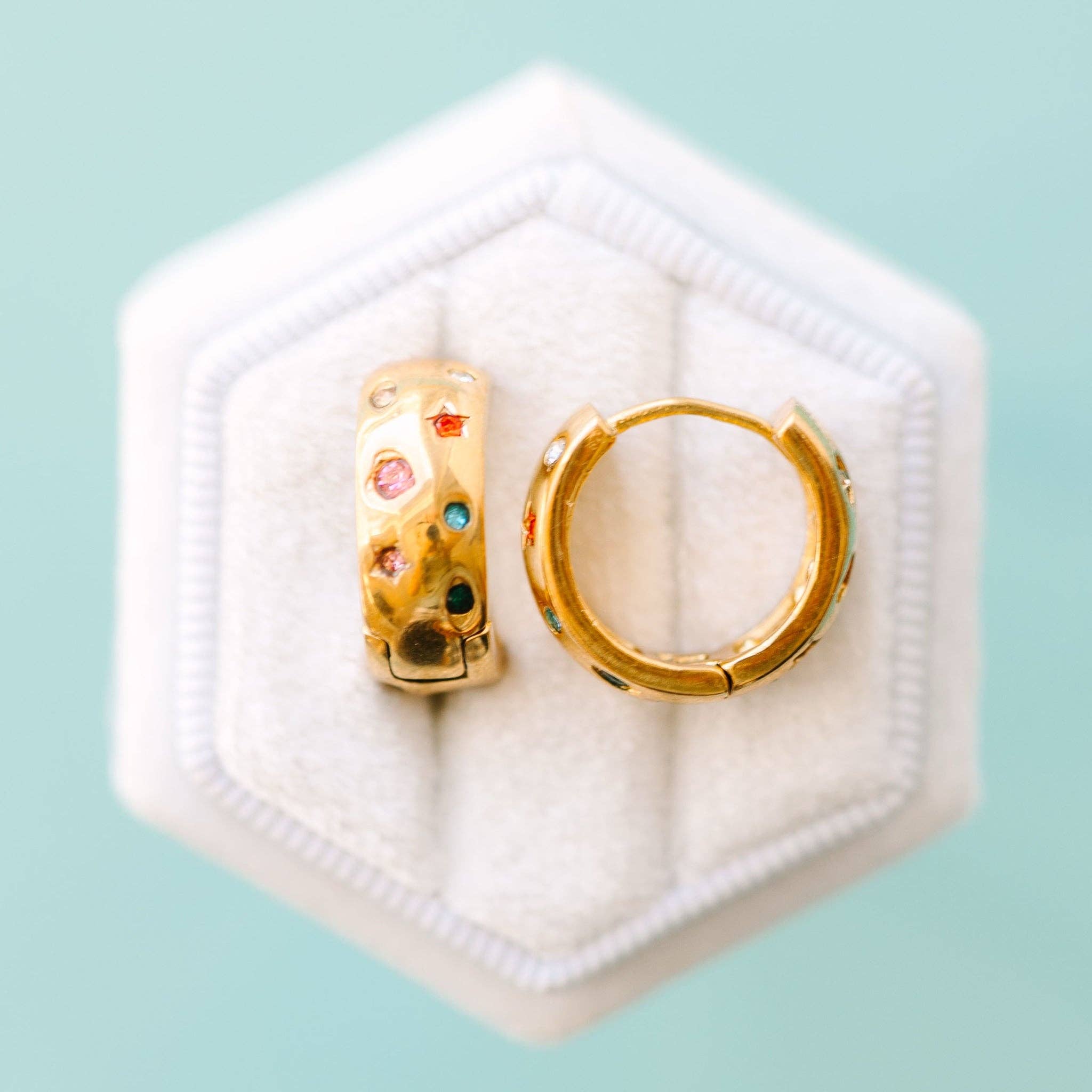 Pierced Co - Chunky Treasure Huggies