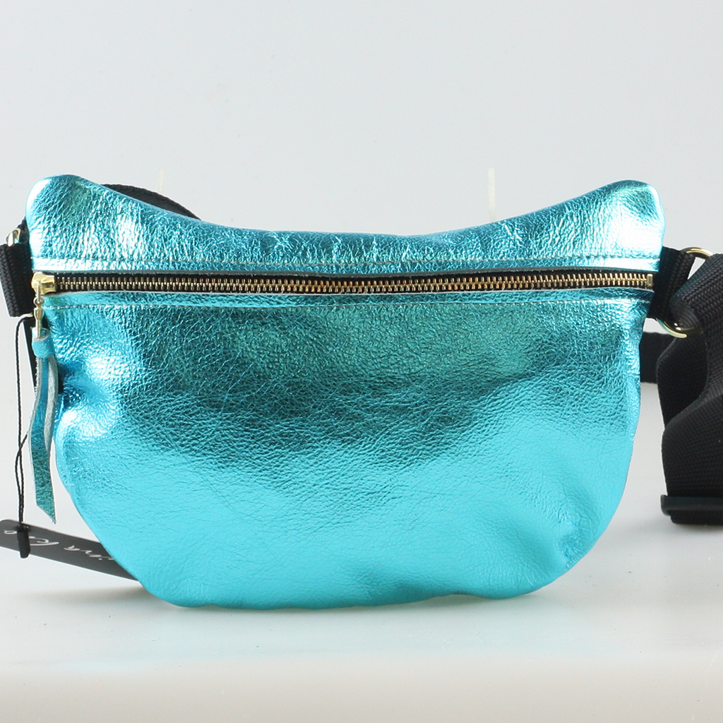 Zina Kao - The Metallic Ruston Hipbag