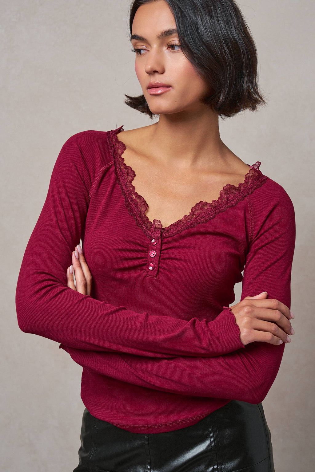 Women's Lace Trim Ribbed Knit Henley Top - Wine