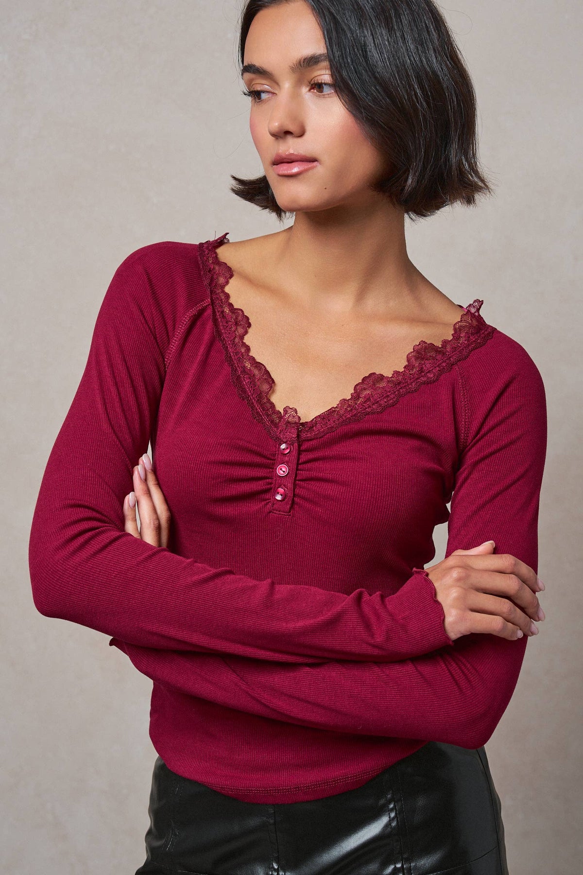 Women's Lace Trim Ribbed Knit Henley Top - Wine