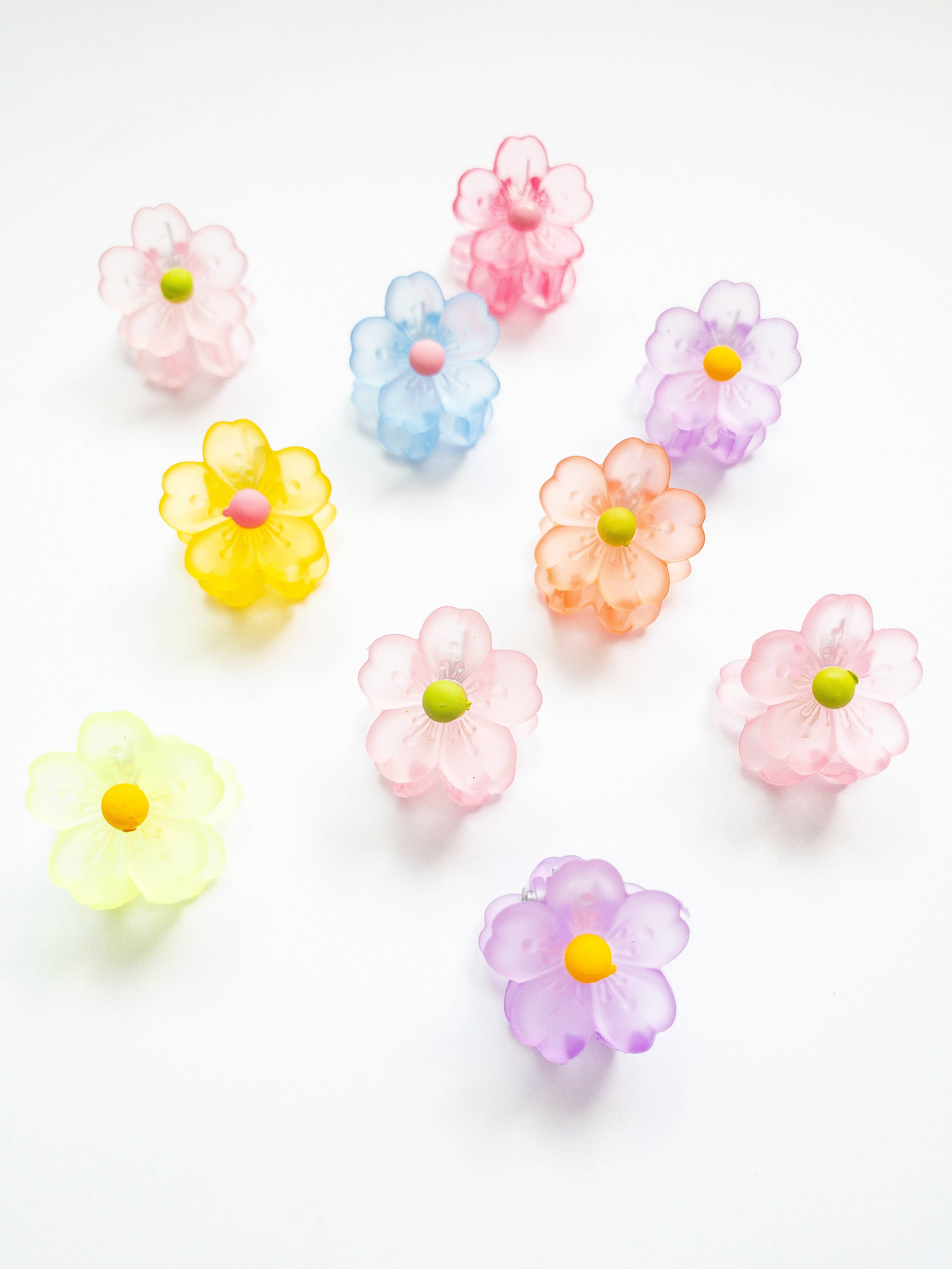 Eggy Cakes - Sakura Flower Small Hair Claws