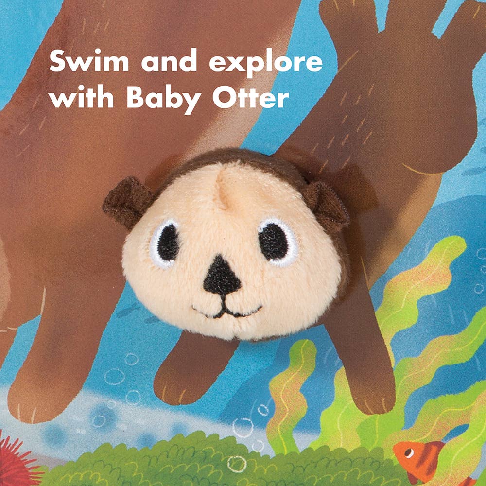 Chronicle Books - Baby Otter: Finger Puppet Book