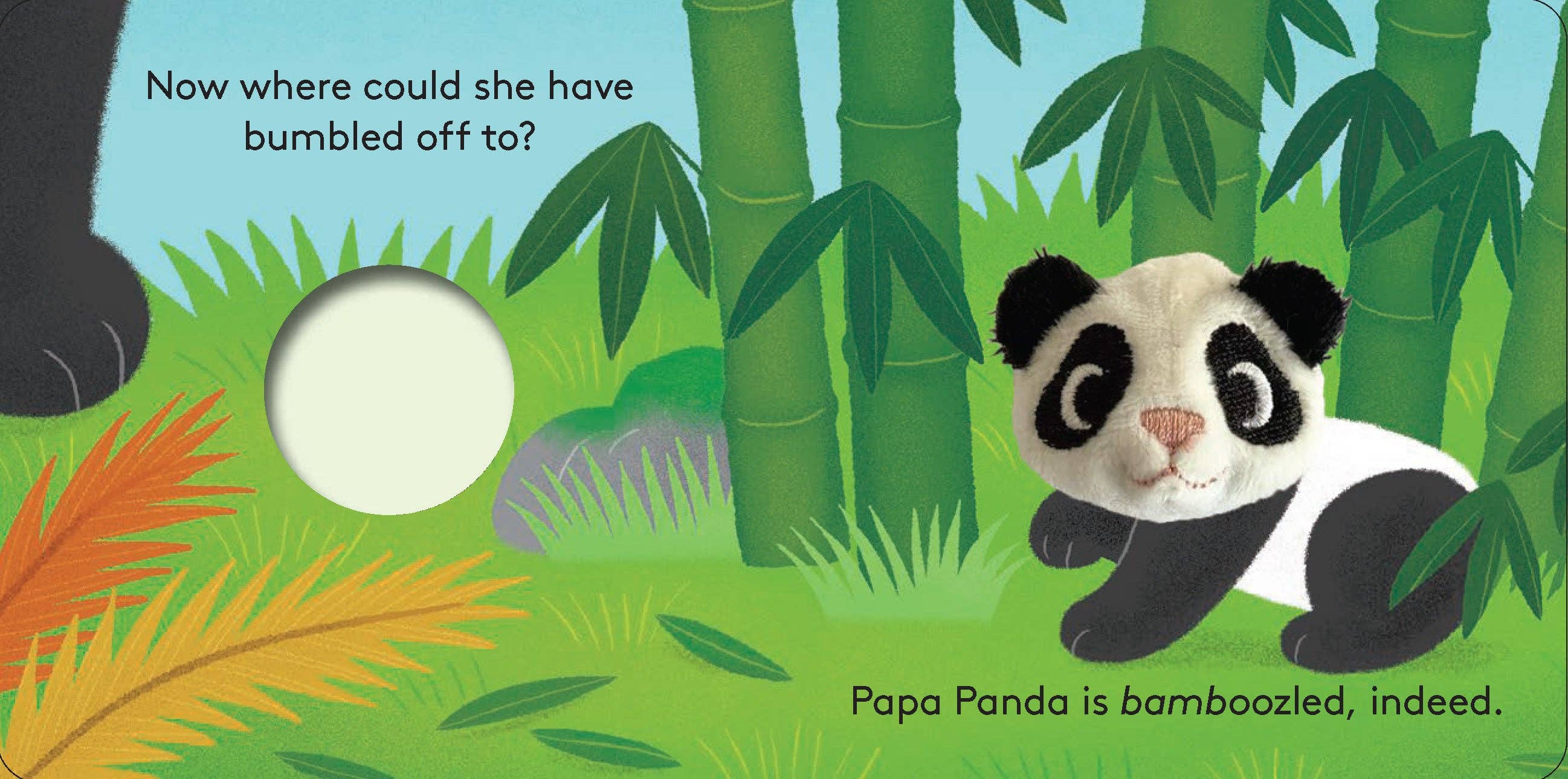 Chronicle Books - Baby Panda: Finger Puppet Book