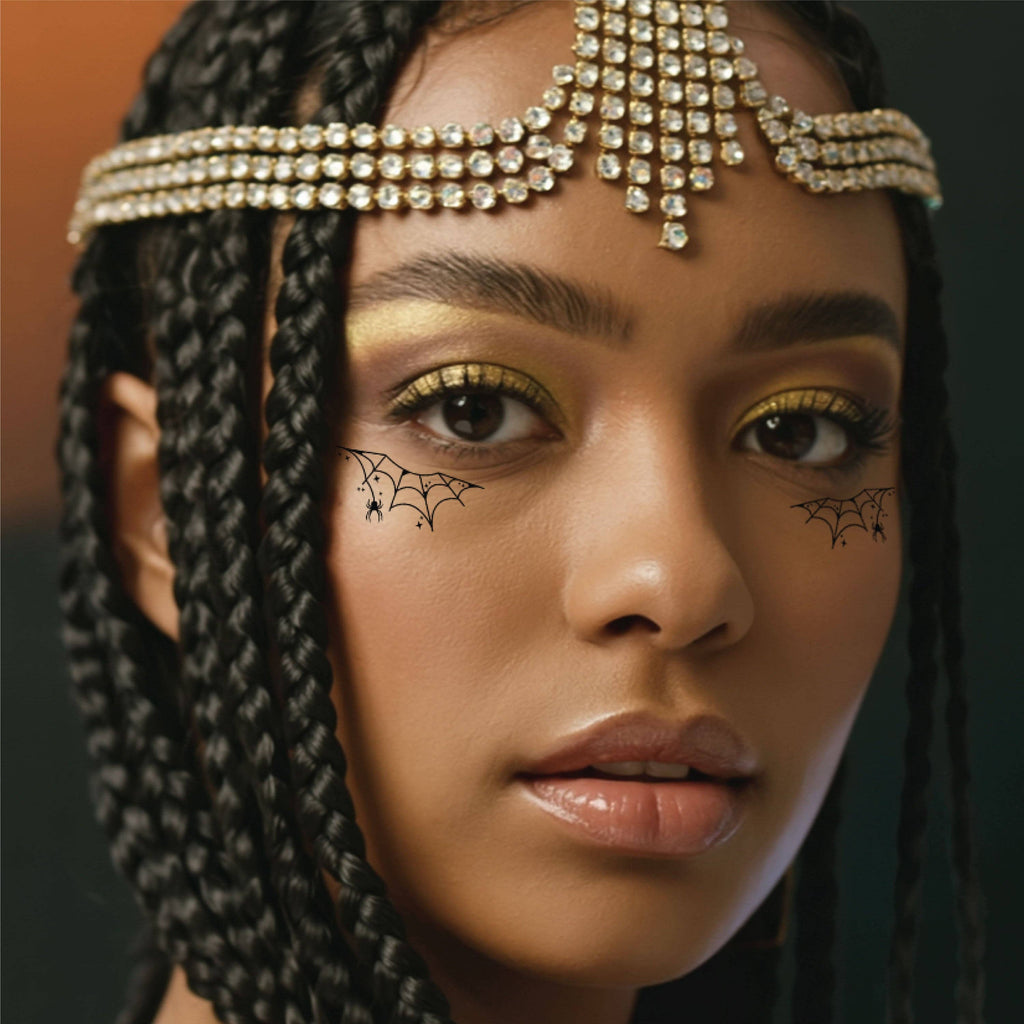 Fazit - Spider Webbed Speckles Makeup Patches