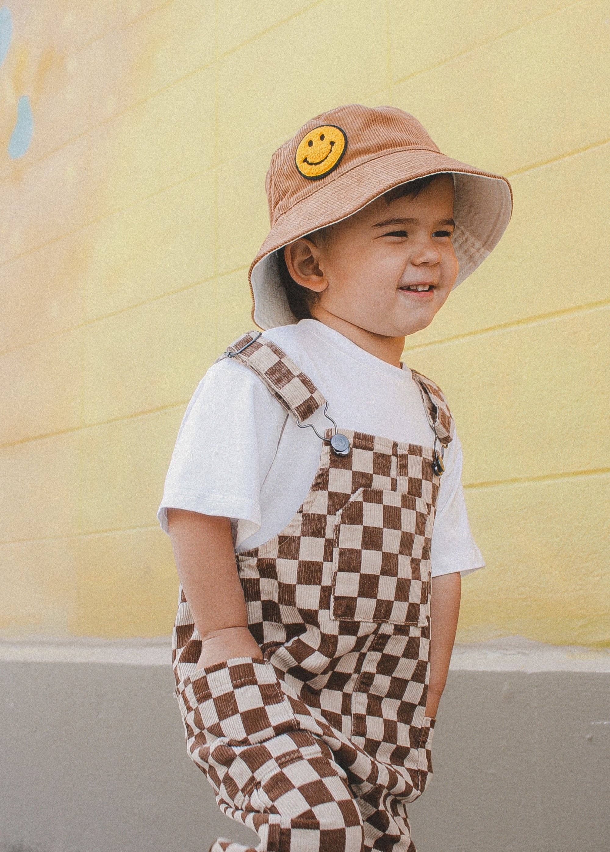 Little Trouble - Smiley Bucket Hat - Tan