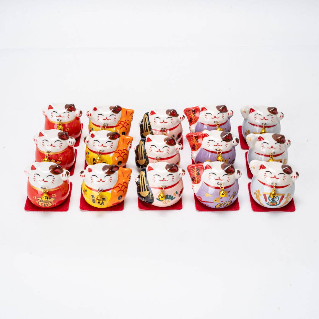 Urban Tokyo Maneki Neko Lucky Cat Figurine (1.5in)