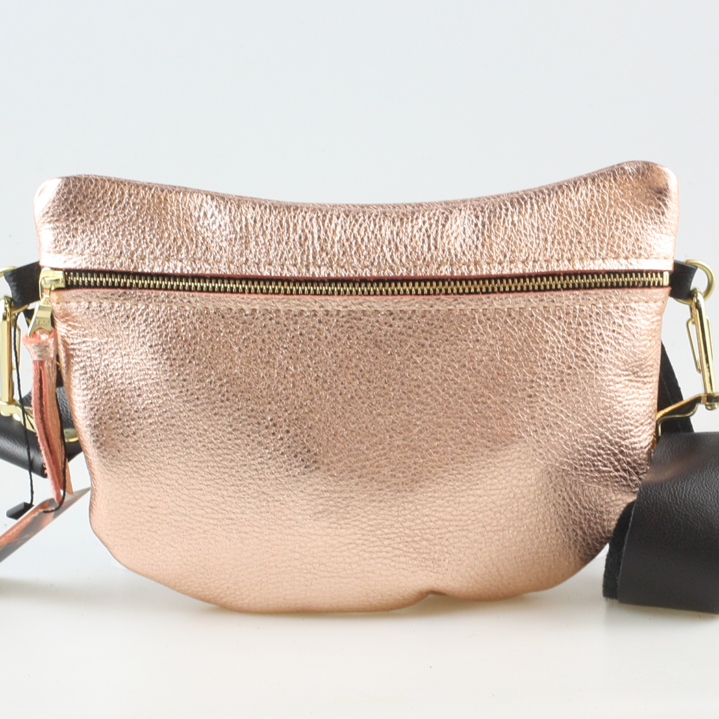 Zina Kao - The Metallic Ruston Hipbag