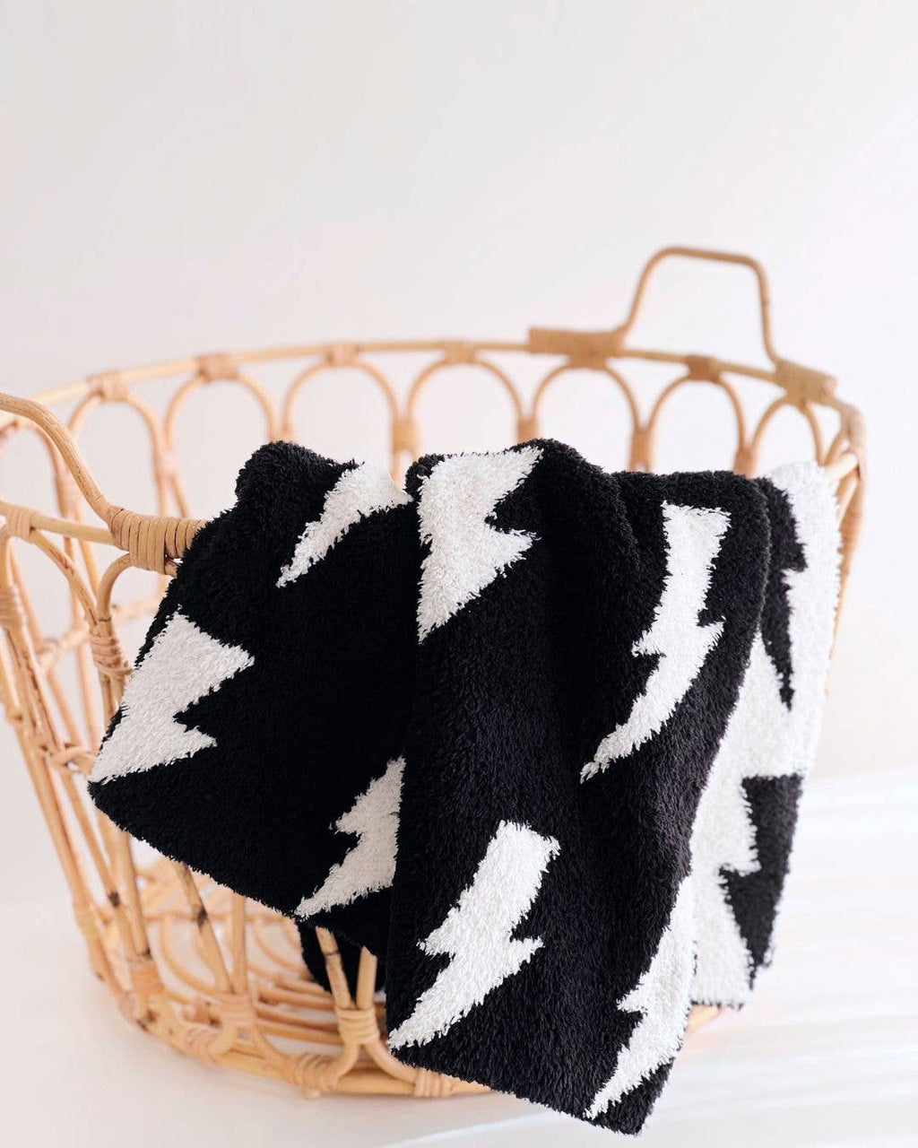 Lucky Panda Kids Baby Blanket - Black Lightning Bolt