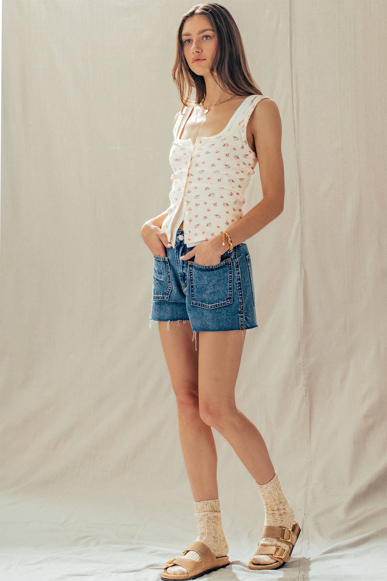 Women's Ribbed Cotton Button-Front Picot Trim Tank - Ivory Floral