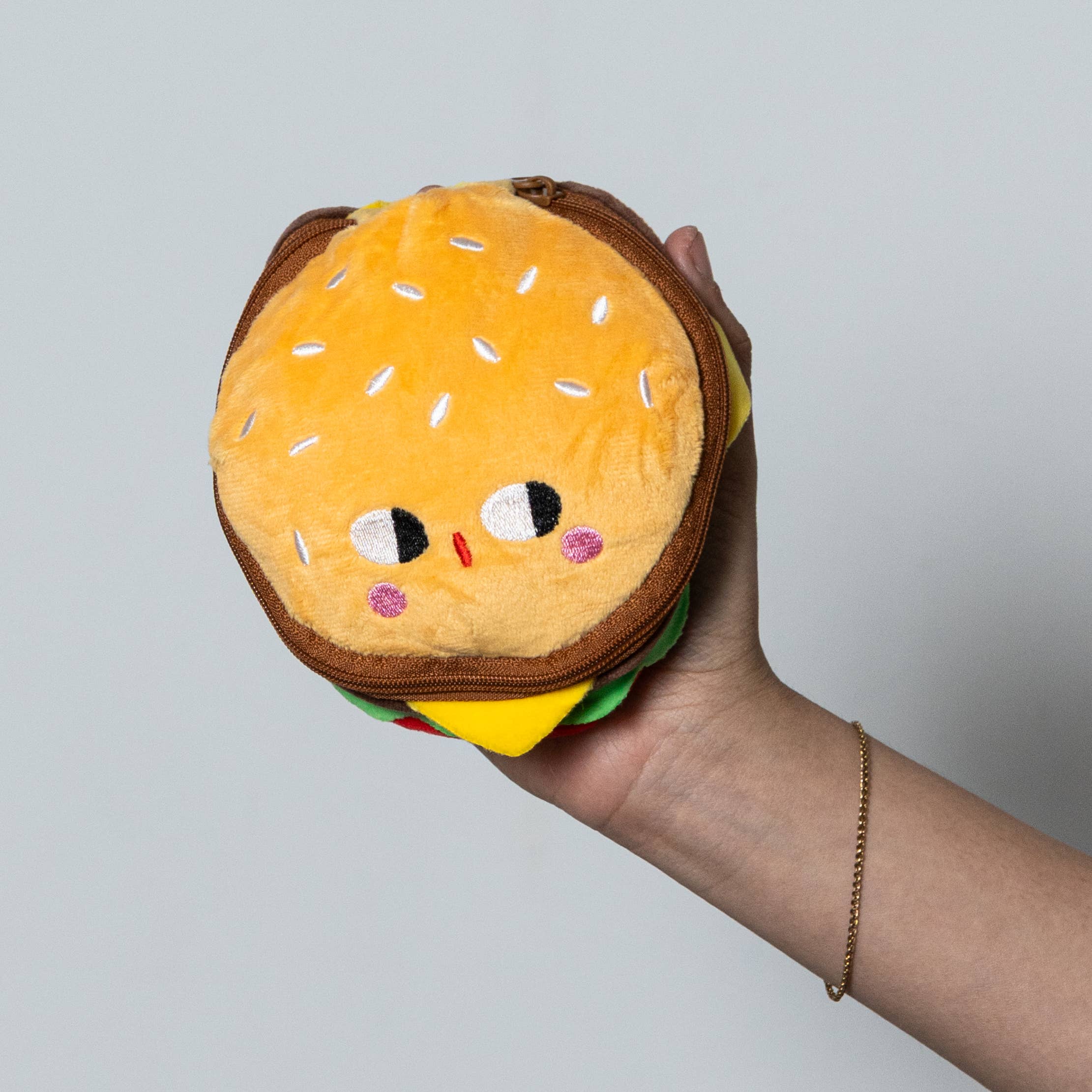 Karepango - HAMA: Plush Handy Bag