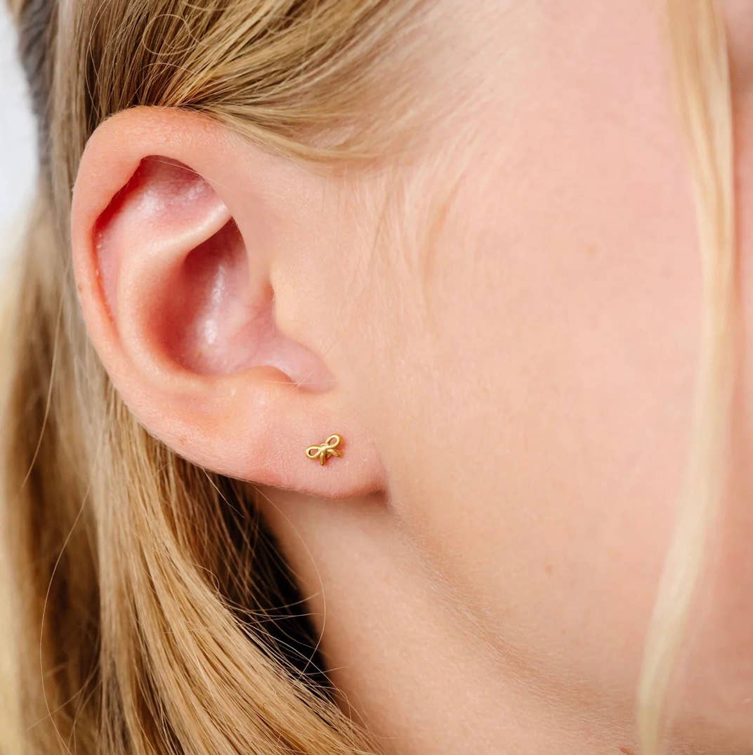 Pip Pop Post - Mini Bow Stud Earring - Silver