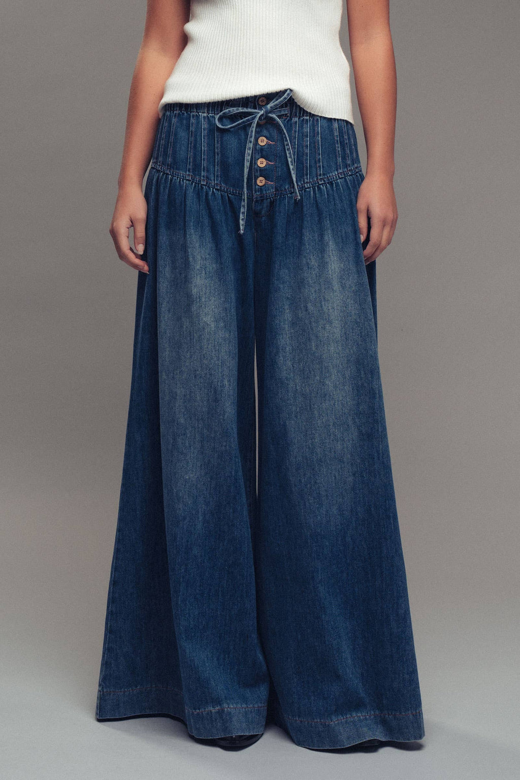 Women's Pleated Wide-Leg Pants - Dark Denim