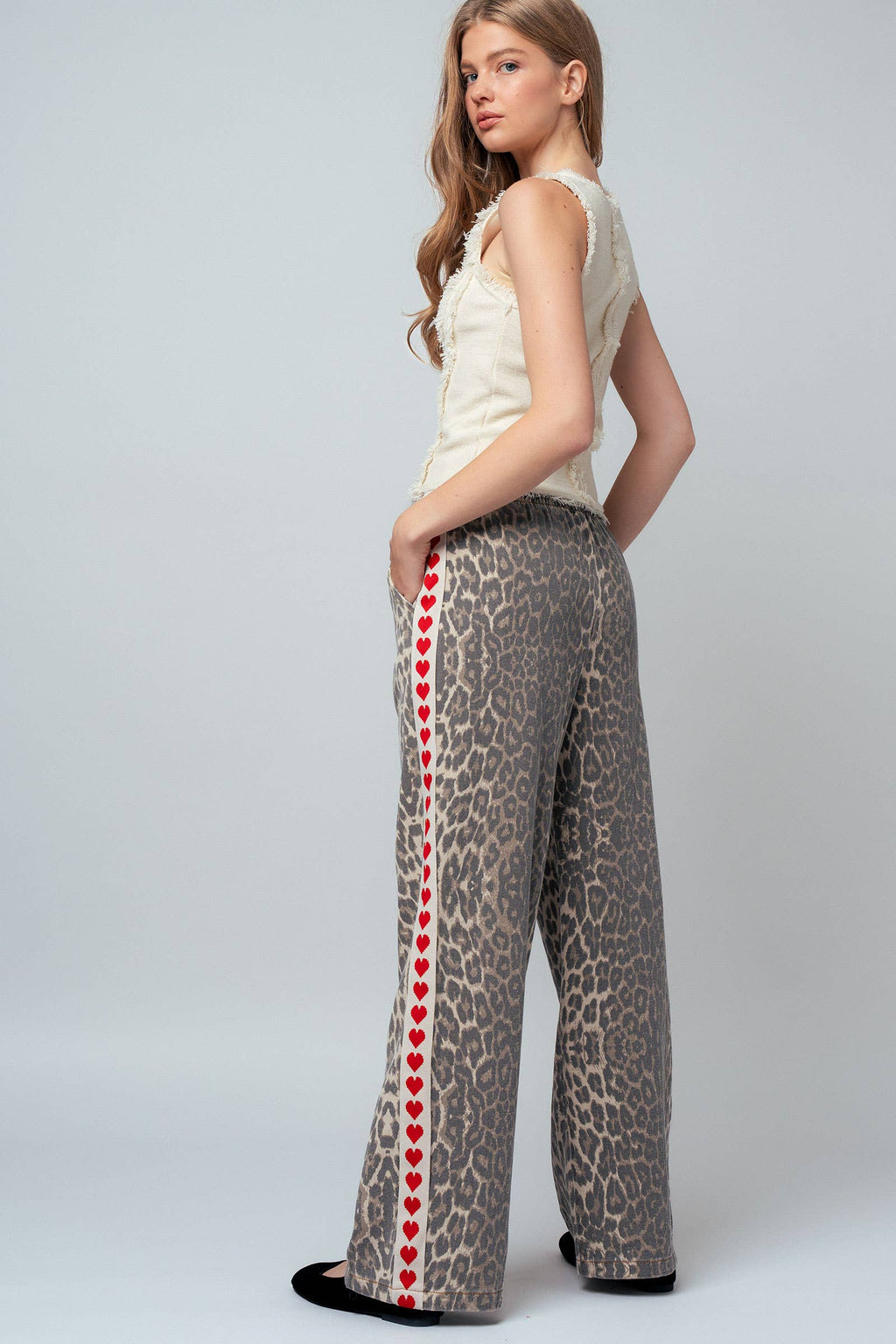 Women's Leopard Print Heart Side Stripe Lounge Pants